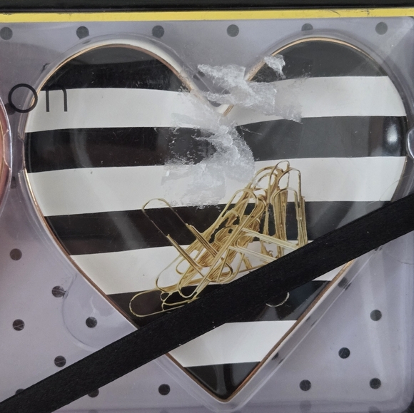 NWOT Expressions Collection Ceramic Heart Shaped Catch All Trinket Dishes - Picture 5 of 9